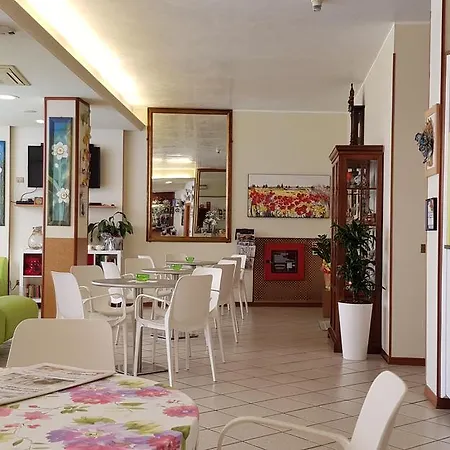 La Falena מלון 3*