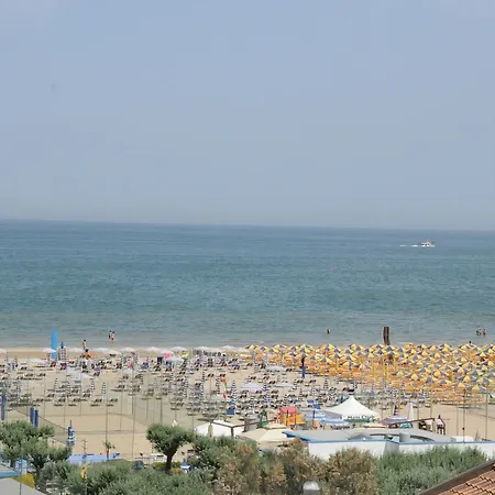 La Falena 酒店 切尔维亚