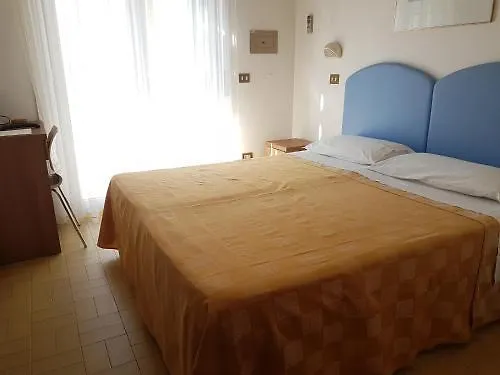 La Falena Ξενοδοχείο Τσέρβια